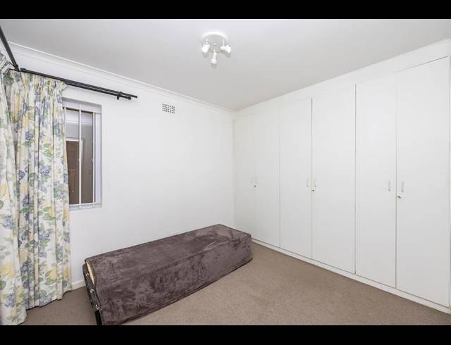 1 bed property to rent in RONDEBOSCH